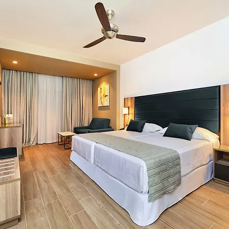 Szálloda Riu Palace Oasis 5*