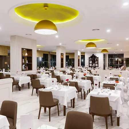 Szálloda Riu Palace Oasis 5*