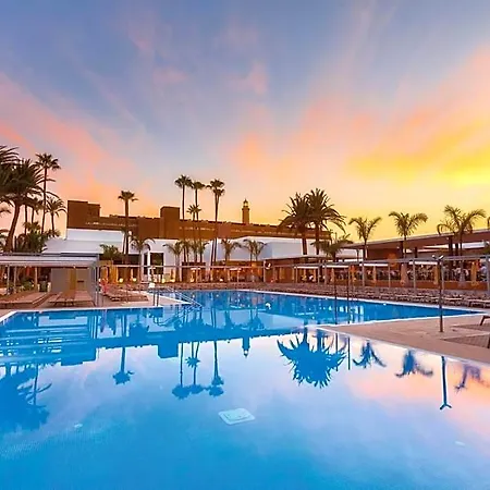 Riu Palace Oasis