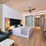 Riu Palace Oasis 5*