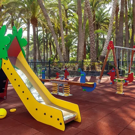 Riu Palace Oasis